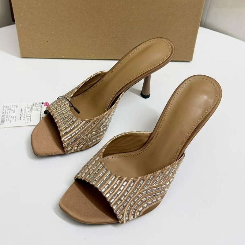 Slip Dress Satin - Sandal Selop Hak Tinggi Ujung Persegi